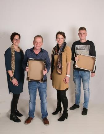 groepsfoto_staand_Sumarbox_2018.jpg